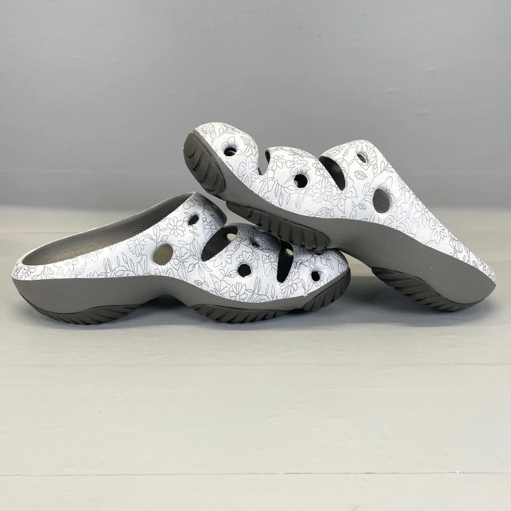 Keen Yogui Arts Clogs Womens Size 9 Hawaii Flower White Floral Slip On Shoes